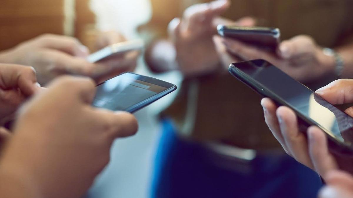 Yasa dışı bahis içerikli SMS operasyonu! Milyonlarca vatandaş hedef alınmış: 13 araç ve 3 daireye el kondu 1