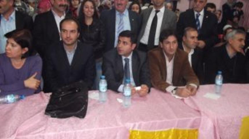 BDP Genel Başkanı Demirtaş: Genelkurmay Başkanı bizim i&ccedil;in onbaşıdan farksız