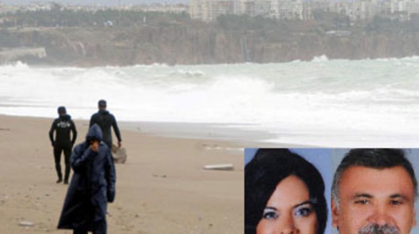 Tartışan çift, ölüme birlikte gitti