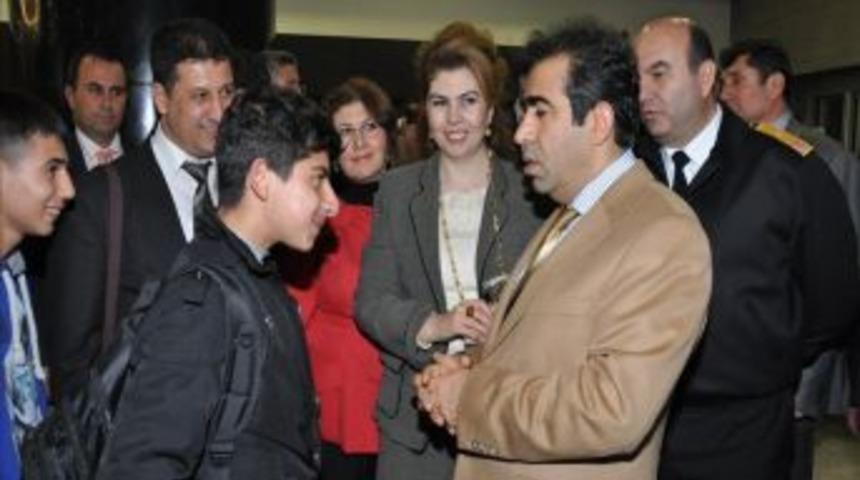 Yeşeren Umutlar projesinde &ouml;ğrenciler &ouml;d&uuml;llendirildi