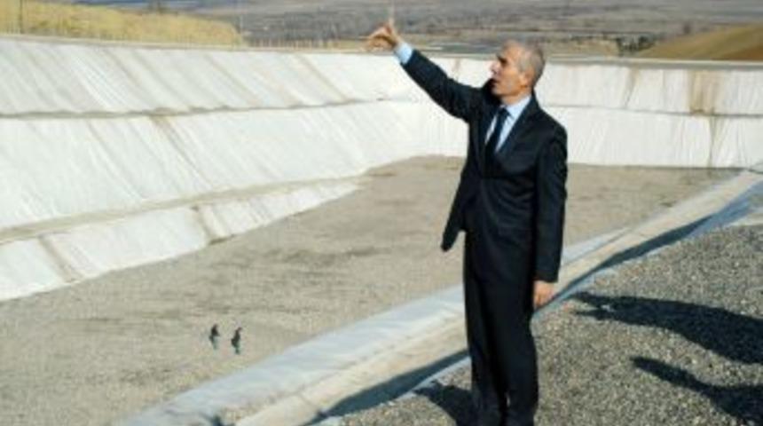 Başkan Yenihan, katı atık tesisinde incelemelerde bulundu