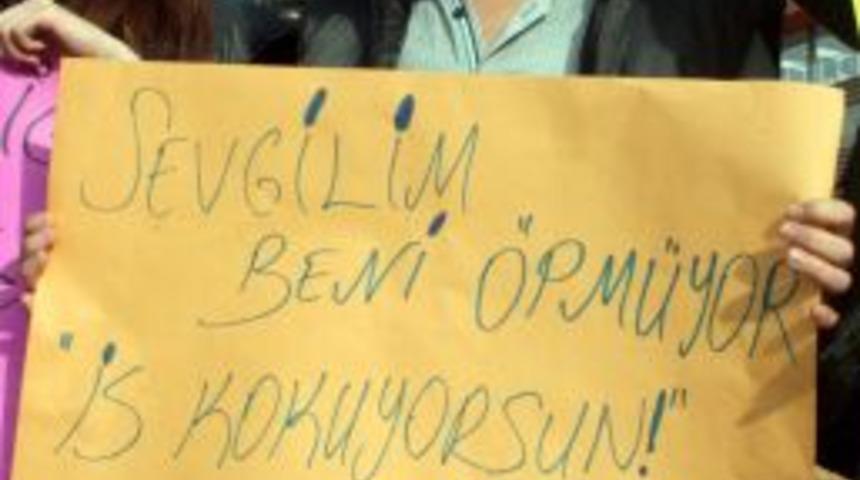 Giresun'da gen&ccedil;ler hava kirliliğini protesto etti