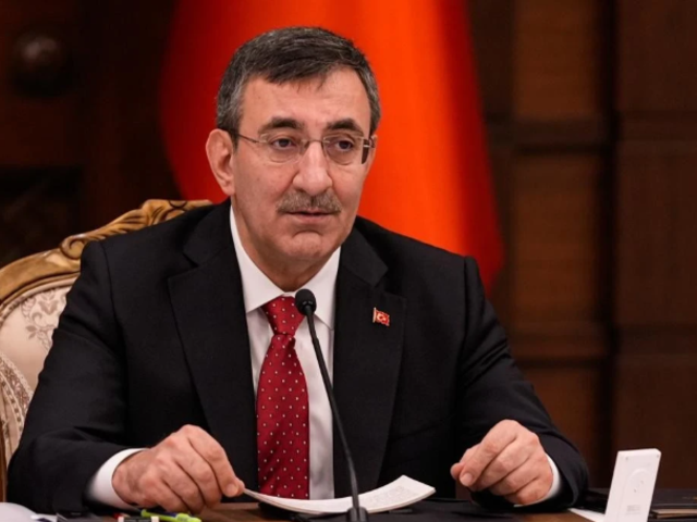 2027 b&uuml;t&ccedil;esinde hedefler belli oldu! Enflasyon ve b&uuml;y&uuml;me beklentisi a&ccedil;ıklandı