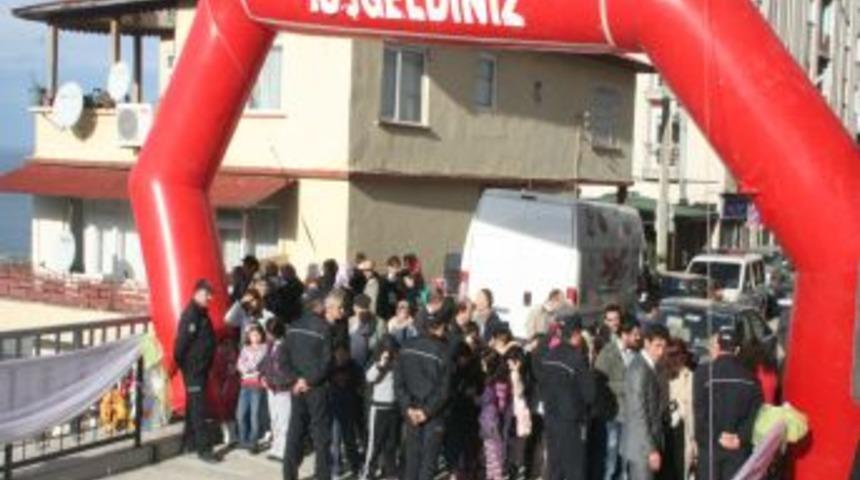 Vatandaşın yol &ccedil;ilesi a&ccedil;ılış t&ouml;reninde de s&uuml;rd&uuml;