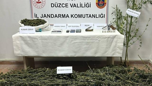 Düzce’de uyuşturucu operasyonu: 2 gözaltı