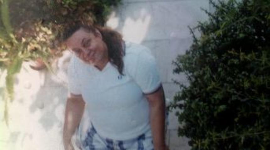 Kadın doktor evinde bı&ccedil;aklanarak &ouml;ld&uuml;r&uuml;ld&uuml;