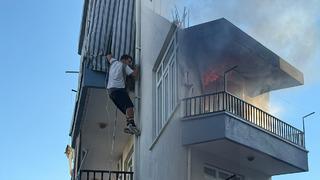 Antalya'da korkutan olay! Evini ateşe verdi, kiracısı canını hiçe saydı