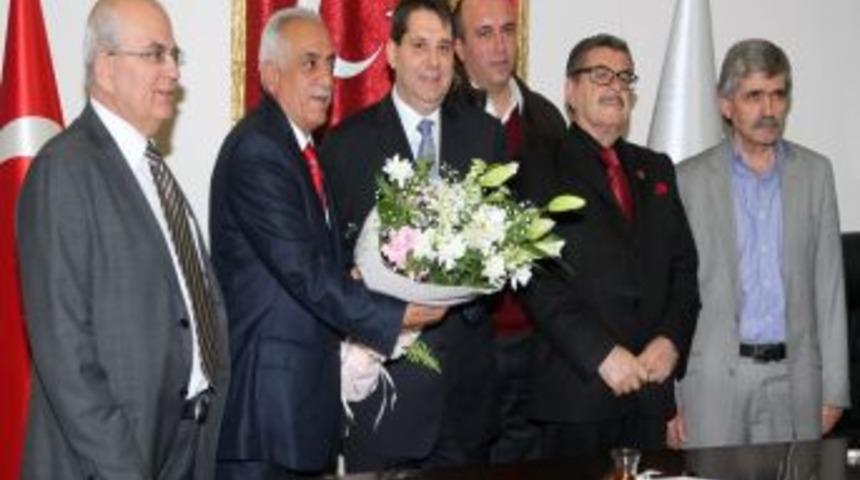 İzmir Pazarcılar Esnaf Odası Başkanı Erişen: Belediyelerin yanındayız