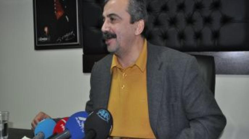 BDP'li Sırrı S&uuml;reyya &Ouml;nder: Başbuğ'un tutuklanması geciken bir karar