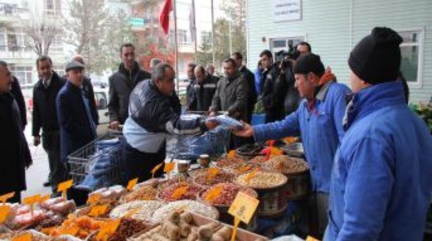 &Ccedil;ankaya'da pazarlara &ccedil;eki d&uuml;zen geliyor
