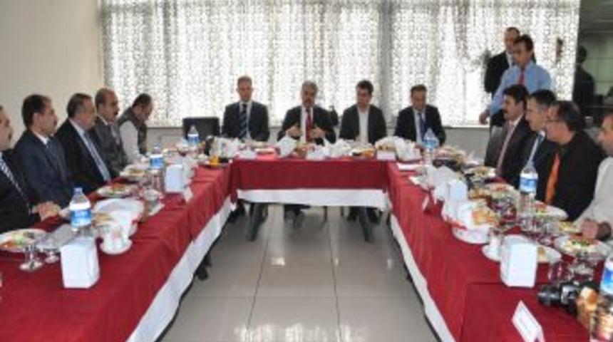 Muş Valisi &Ccedil;ınar: 515 dersliğe ihtiyacımız var