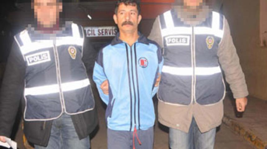 Bebek 12 yıldır ka&ccedil;an zanlıyı yakalattı