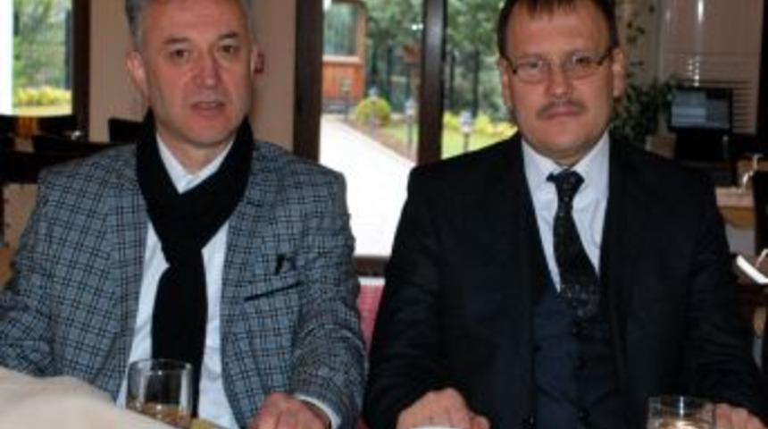 Soydaşların &ccedil;alışma izini ve emeklilik sorunları ocak sonuna kadar &ccedil;&ouml;z&uuml;lecek