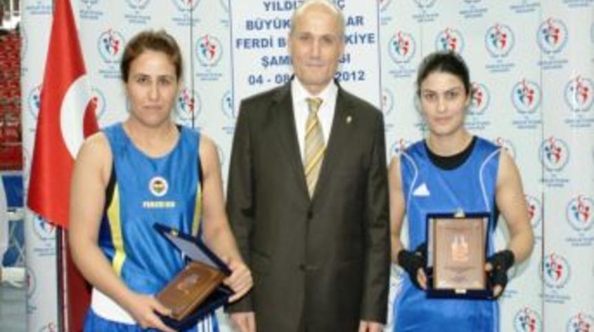 T&uuml;rkiye Bayanlar Ferdi Boks Şampiyonası sona erdi