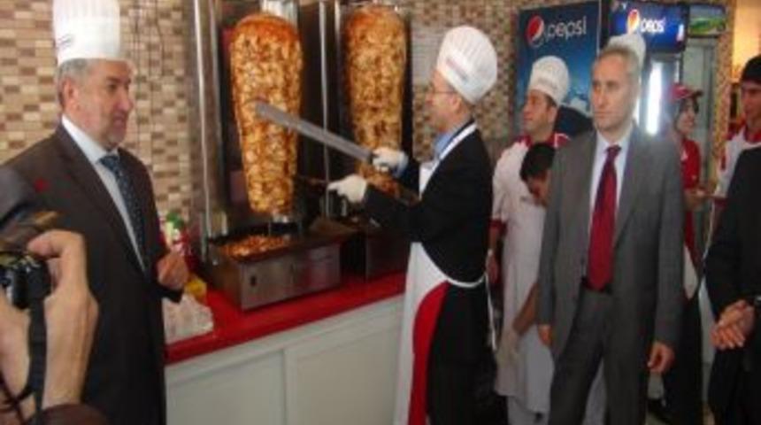 Bakan Şimşek: Eser siyaseti yaptığımız i&ccedil;in dedikoduya zamanımız yok