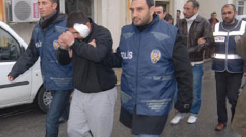 Sopayla d&ouml;ve d&ouml;ve &ouml;ld&uuml;rd&uuml;ler