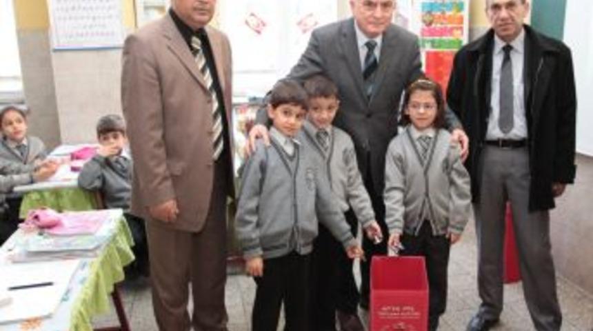 &Ouml;ğrenciler atık pillerin geri d&ouml;n&uuml;ş&uuml;m&uuml; konusunda bilin&ccedil;lendiriliyor