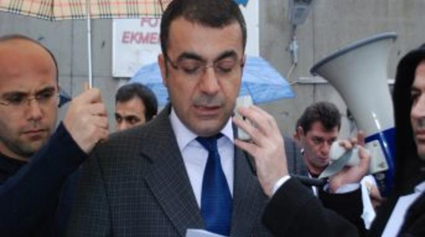 "Sağlık &ccedil;alışanlarına yapılan saldırı affedilemez"