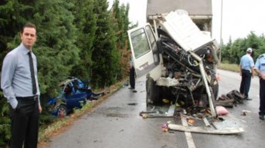 Balıkesir'de ge&ccedil;en yıl MOBESE kameralarına yansıyan trafik kazaları