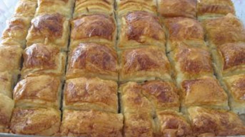 Baklava kutusunda uyuşturucu sekiyatı