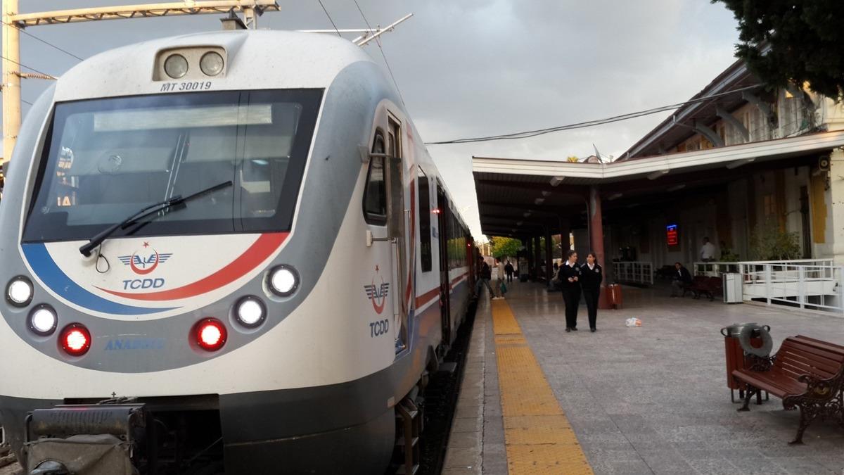 Bakan Uraloğlu duyurdu! &Uuml;cretsiz tren biletlerinde dijital d&ouml;nem 2