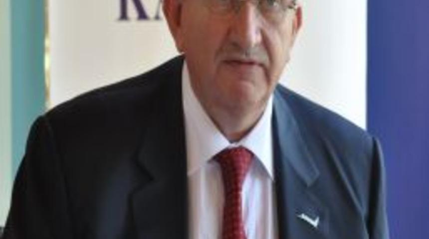 "G&uuml;&ccedil;l&uuml; demokrasi yolunda &ouml;zg&uuml;r basına duyulan ihtiya&ccedil; giderek artıyor"