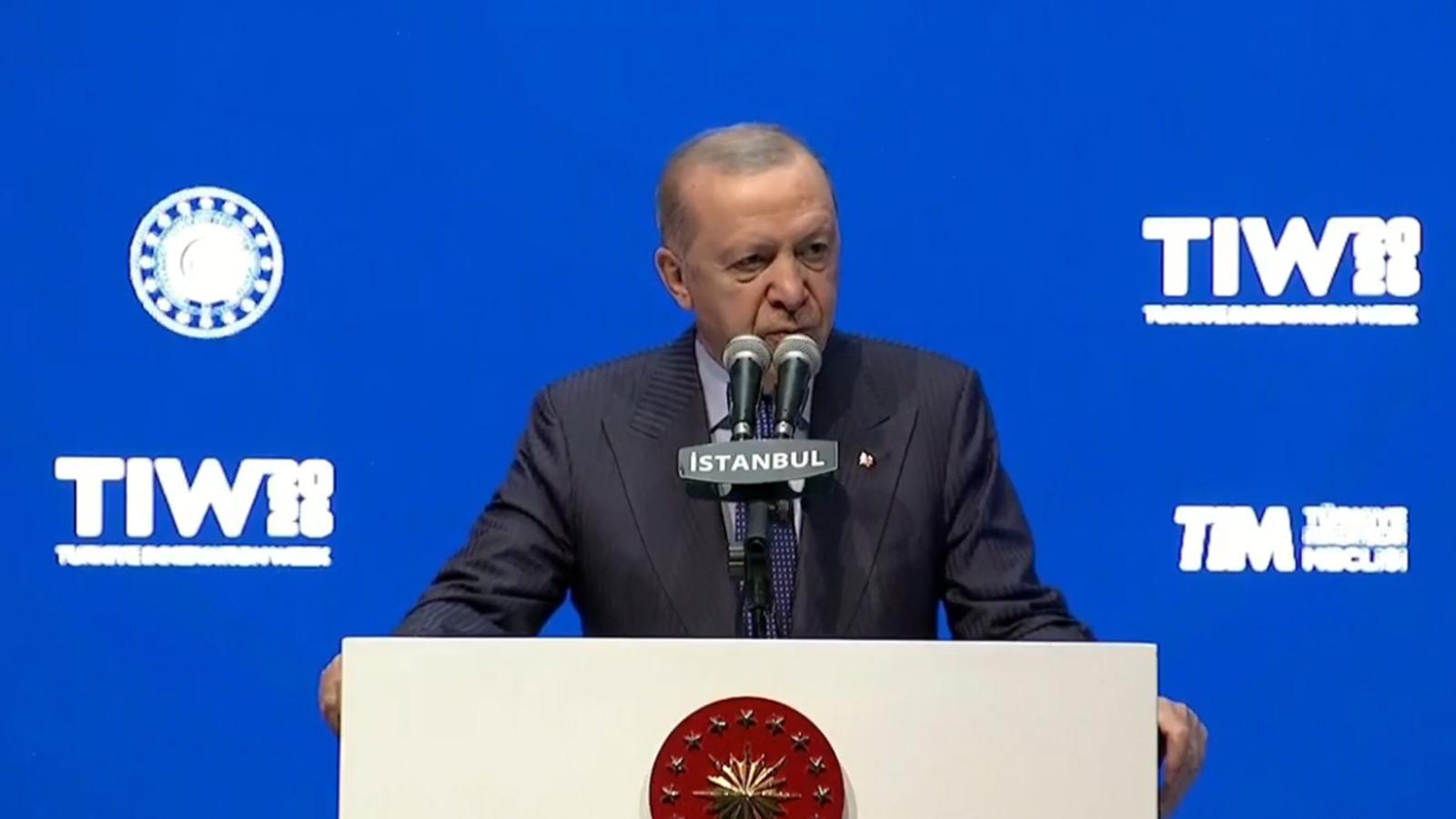 Cumhurbaşkanı Erdoğan'dan fon krizi mesajı! Üstüne basa basa söyledi: "Bedelini mutlaka ödeteceğiz"