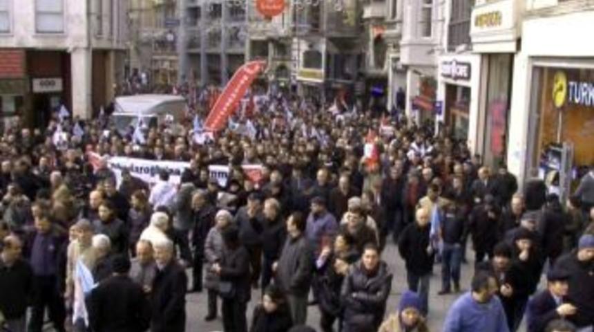 CHP'lilerden Kılı&ccedil;daroğlu'na destek y&uuml;r&uuml;y&uuml;ş&uuml;