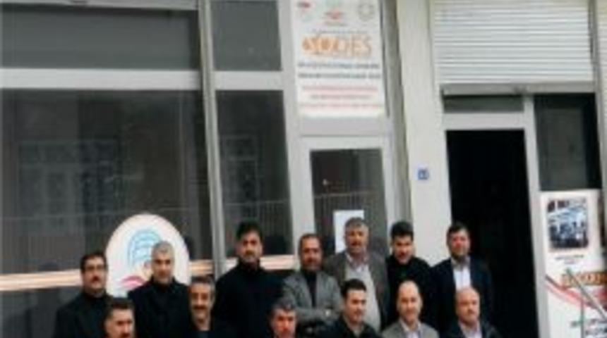 Viranşehirli iş adamları Derikli esnafla buluştu