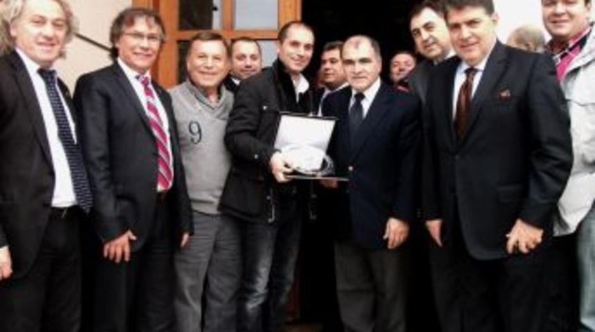 T&Uuml;ROFED Başkanı Ayık: Konaklama tesislerinin y&uuml;zde 95&rsquo;i yerli sermayenin