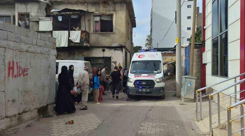 Motosiklet s&uuml;r&uuml;c&uuml;s&uuml; 5 yaşındaki &ccedil;ocuğa &ccedil;arpıp ka&ccedil;tı