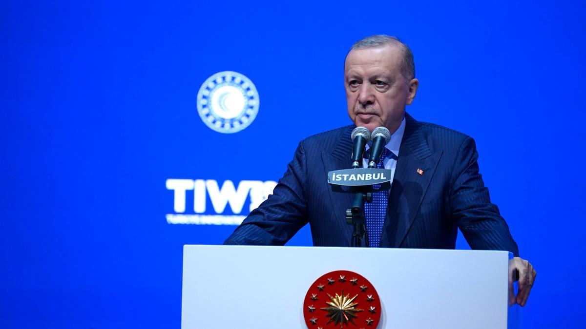 Cumhurbaşkanı Erdoğan dan fon krizi mesajı! &Uuml;st&uuml;ne basa basa s&ouml;yledi: "Bedelini mutlaka &ouml;deteceğiz" 2