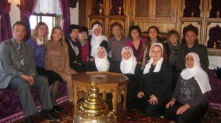 Polonyalılar Saitabatlı kadın girişimcilerin &ccedil;alışmalarına hayran kaldı