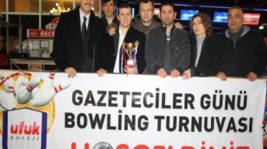 Gazeteciler bowling turnuvasıyla eğlendi