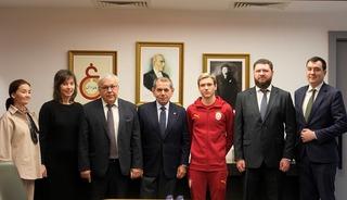 Rus heyetinden, Dursun &Ouml;zbek&rsquo;e ziyaret