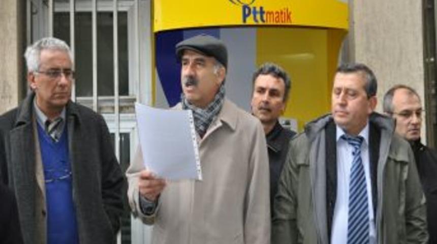 KESK &uuml;yesi gruptan fakslı eylem