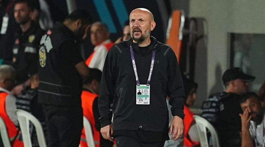 &Uuml;mraniyespor'da tenik direkt&ouml;r Tayfun Rıdvan Albayrak ile yollar ayrıldı