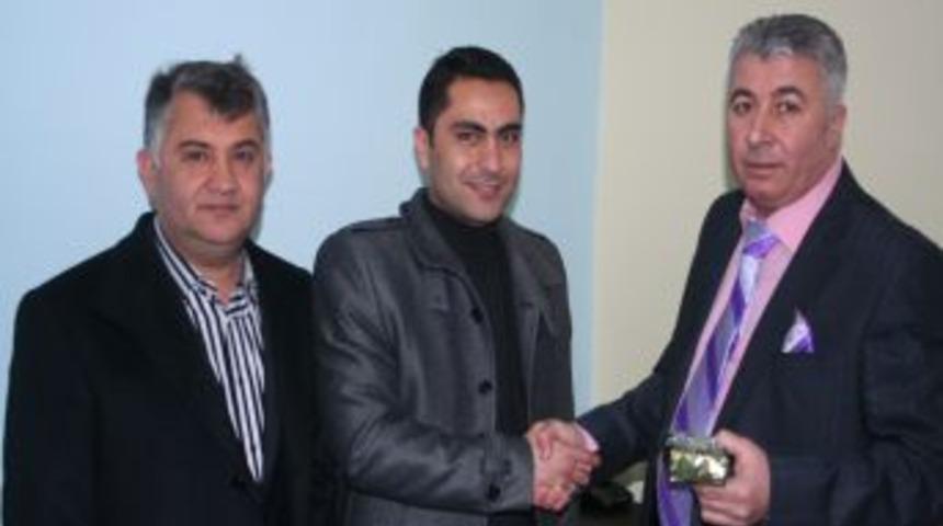 AK Parti İl Başkanı Sunar, &Ccedil;alışan Gazeteciler G&uuml;n&uuml;'n&uuml; kutladı