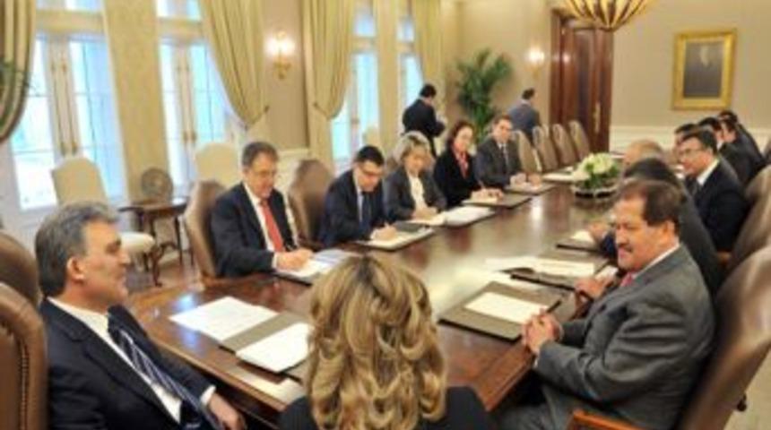 Cumhurbaşkanı G&uuml;l, Kolombiya Devlet Başkanı Yardımcısı Garzon'u kabul etti