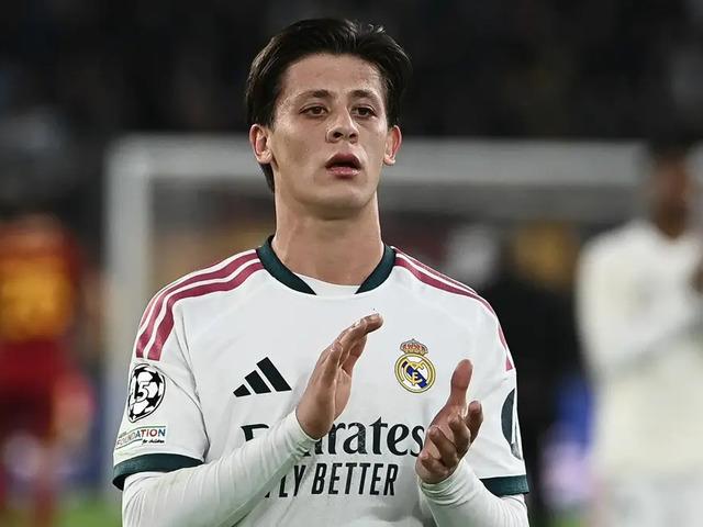 Jose Mourinho'nun başı Arda G&uuml;ler ile dertte! Oynatmamaya devam ederse yandı...