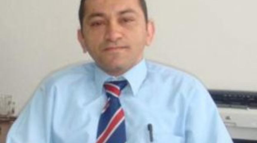 Laborant evinde &ouml;l&uuml; bulundu