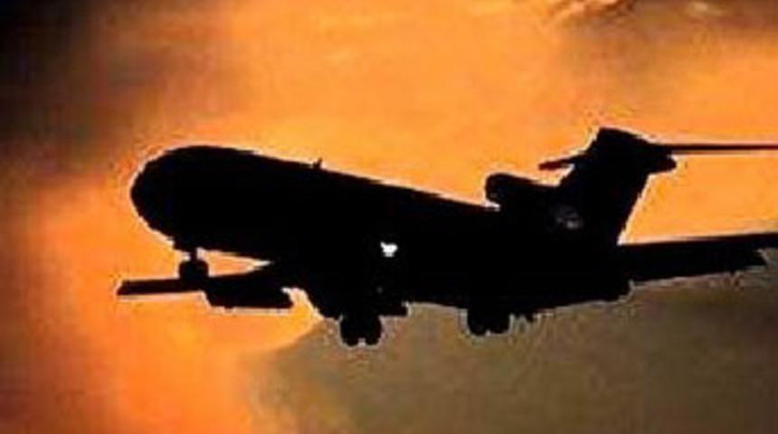 'U&ccedil;akta bomba var' şakasına hapis cezası