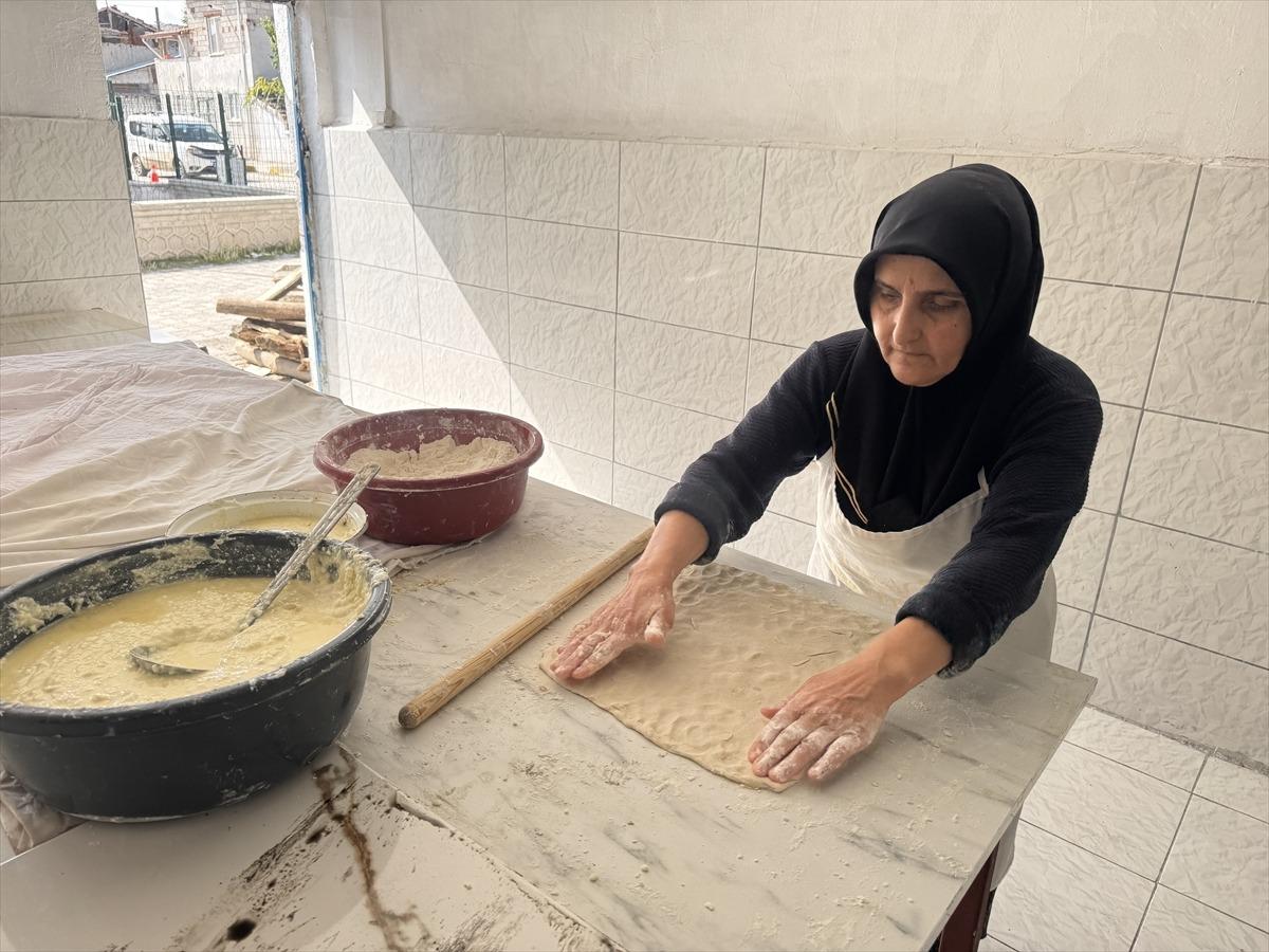 &Ccedil;iğli g&ouml;mbe &uuml;reten 7 kadın talebe yetişmekte zorlanıyor 1