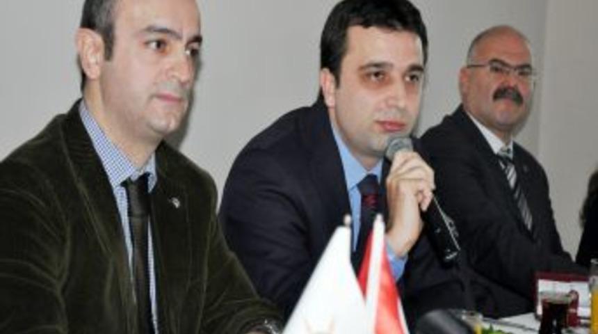 &Ccedil;inliler AK Parti'nin başarısını araştıracak