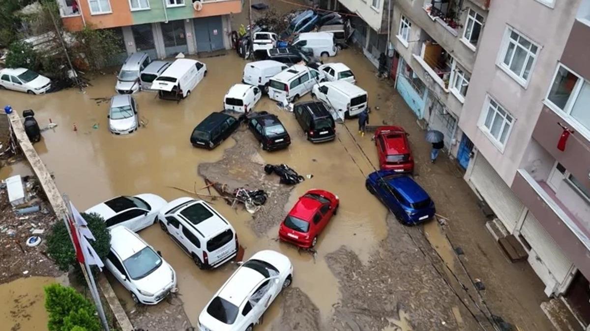 Kaskosuz ara&ccedil;lar i&ccedil;in para yardımı yapılacak mı? Vali G&uuml;l duyurdu: "4850 vatandaşımızın hesabına 50 milyon TL &ouml;deme yaptık" 2