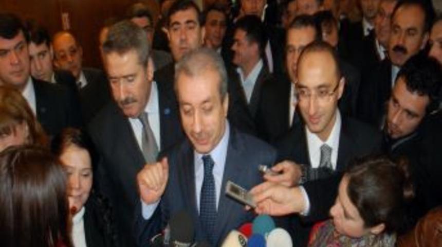 Eker: Milletle devlet arasında k&ouml;pr&uuml; oluyoruz