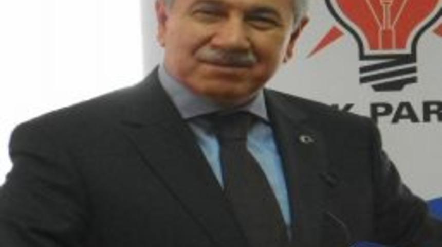 Arın&ccedil;: Darbeciliği aklından ge&ccedil;irenler varsa iddianameyi okusunlar