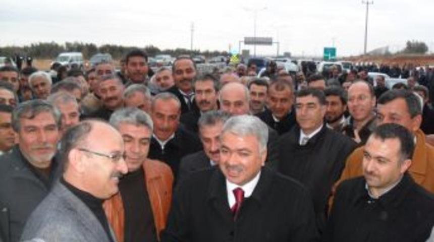 Nizip Kaymakamı Karadeniz, sosyal hizmet dalında yılın idarecisi se&ccedil;ildi