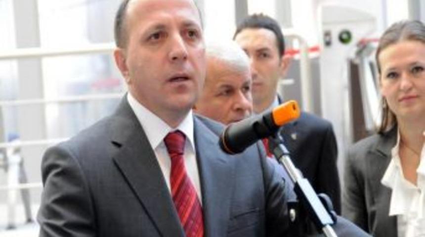 SGK Başkanı: Emekli maaşlarını 2 g&uuml;nde bağlayacağız