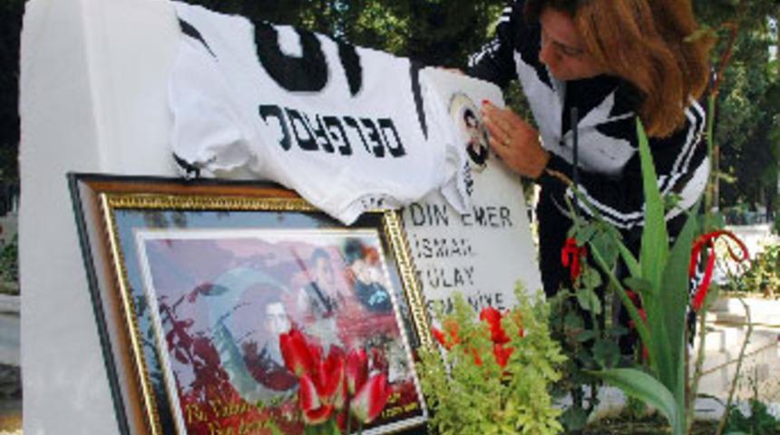 Şehit oğlu i&ccedil;in eşinden boşanma kararı aldı